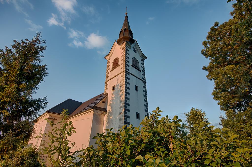 Gostilna Pension Blegos Poljane nad Škofjo Loko المظهر الخارجي الصورة